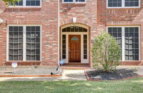 Spacious Sugar Land Home with Yard and Pool Access! - Photo 39