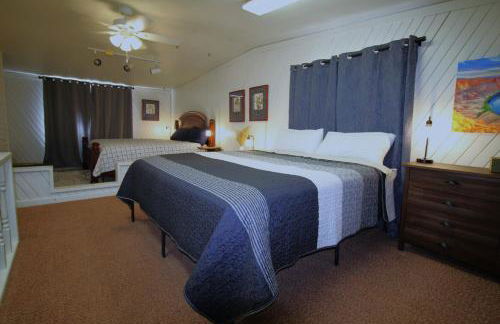 Paddleboards, Air Hockey, Grill, Fire Pit, WD, Brkfst, Sleeps 10, upper - Foto 11