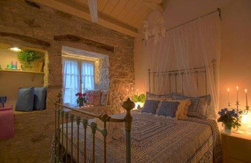 Entire Filitsa's Stonehouse in Paxos with pool - Foto 18