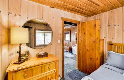 Steps to Houghton Lake Cabin with Fire Pit! - Foto 20