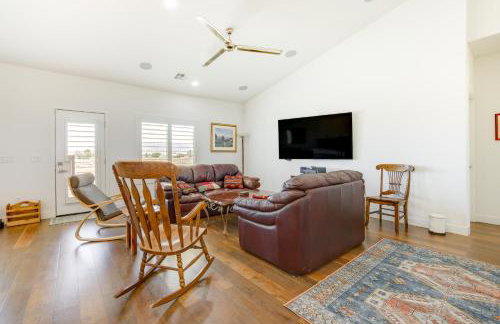 Serene Pahrump Cottage with Mountain Views! - Foto 12