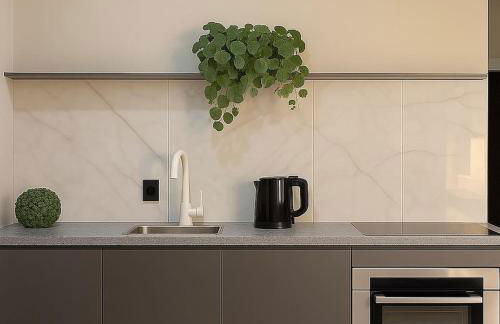 Cozy KING Escape Central Free Parking - Foto 12