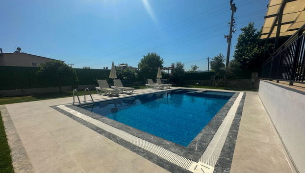 Huge Triplex Villa w Pool and Garden in Fethiye - Foto 3, Habitación