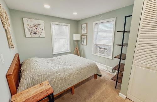 Ultra Modern - Entire 3 Bedroom Apartment - 5 min walk to the Beach - Foto 7