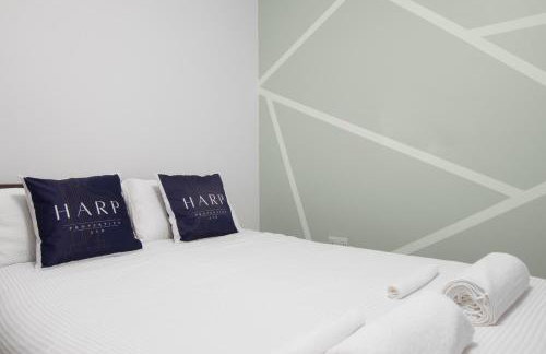 Luxury Apartment in Town Centre with Free Gated Parking - Foto 8