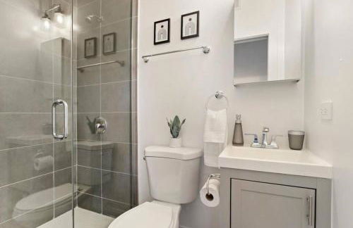 3BR Apt in Logan Square Walkable to Highlights - Central Park S6 - Foto 37