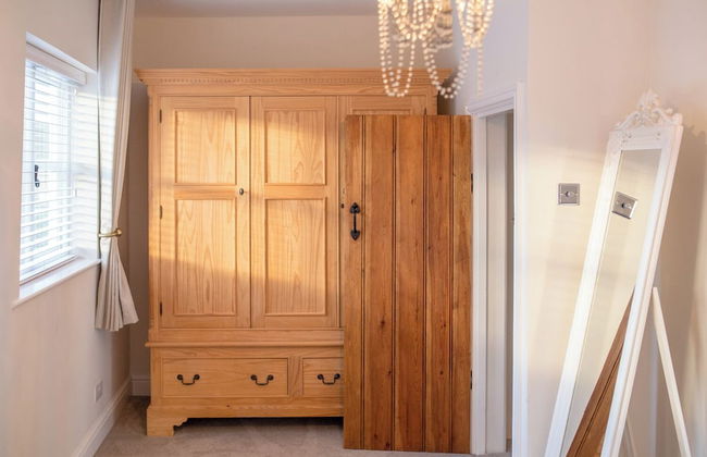 Charming 2 BD House in Tewkesbury Centre - Photo 5