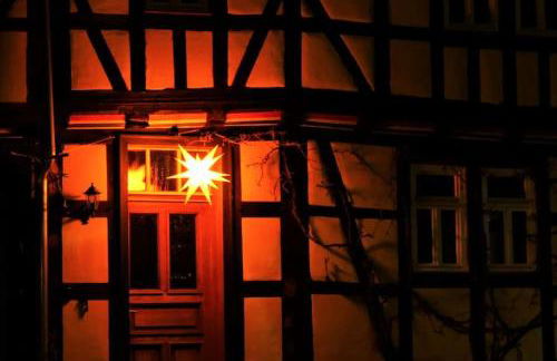 Fachwerkhaus mit rustikalem Weinkeller und Garten, ganze Unterkunft, gute Lage - Photo 15