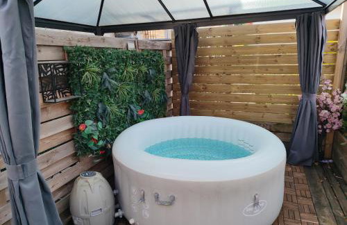 Le 301 Vercingétorix - Proche Paris & Disney avec jaccuzi et jardin privatif - Photo 1