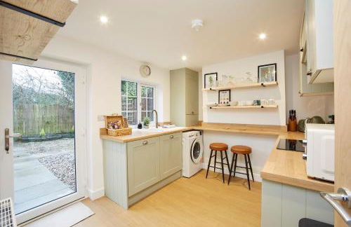 Charming two-bed cottage in rural Wolds village - Foto 8