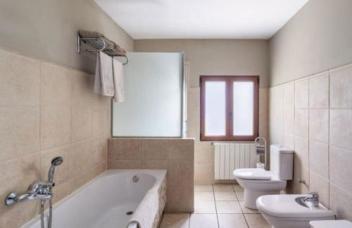 Casa Los Mozos, a 9 kilómetros de Santander y a 6 de Cabárceno - Foto 50