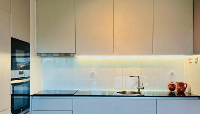 Skyline Heaven - Fantastic View - Pool - Garage - Foto 4, stove, minibar