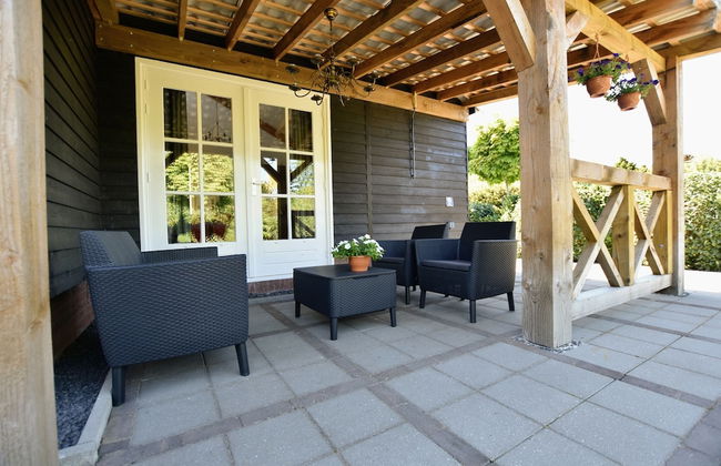 Detached Holiday House With Wifi and a Large Garden; Hike and Bike the Veluwe - Foto 8