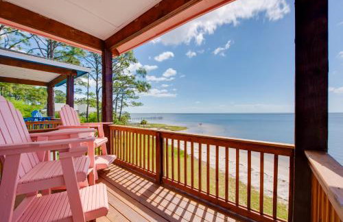 Beach and Dock Access Lanark Village Escape! - Foto 1