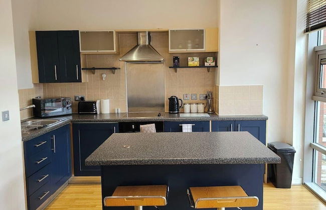 π‘ 1BR Flat Nr Childrens Hospital & Uni π Free Parking - Photo 5