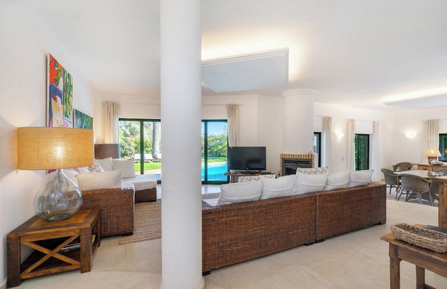 Luxury Private Family Villa W/ S-Pool Ac & Parking - Foto 25