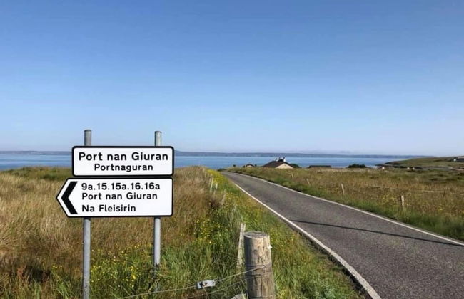 Immaculate 5 Bedroom House Outside Stornoway - Photo 36