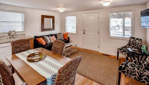 Recently Renovated LBI Apt with Deck on Beach Block! - Foto 4