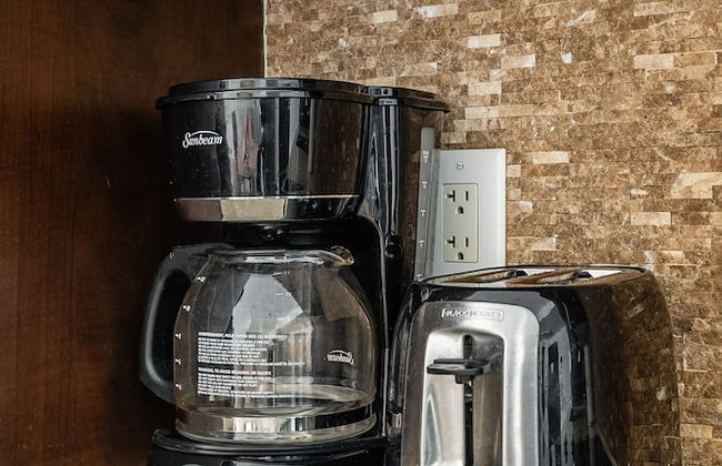 Modern Apartments in North York - Photo 72