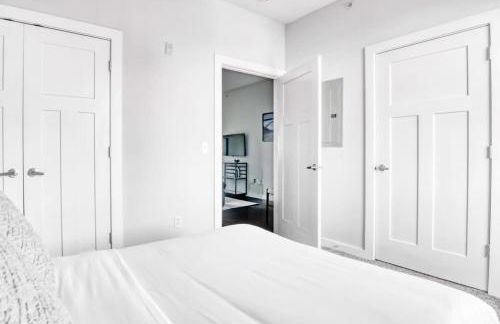 CozySuites Music Row Charming 1BR free parking! 04 - Foto 18