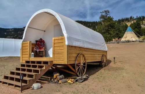 Enjoy a "Weekend in the Wild" in a Conestoga Wagon - Foto 6
