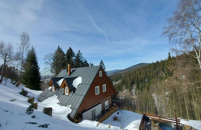 Comfortable Villa With Stunning Views - Photo 26