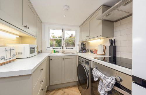 Rose cottage, Central, Amazing Cathedral view, Iconic pastel street - Foto 19