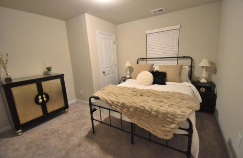 Stay in a brand new townhome in Winder! - Foto 25