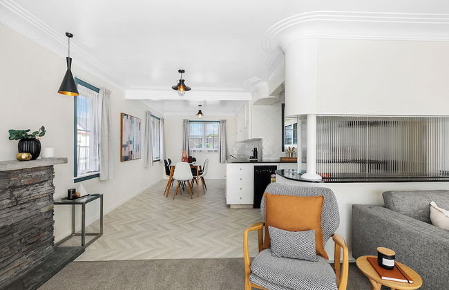 The House of Hazel - Photo 19