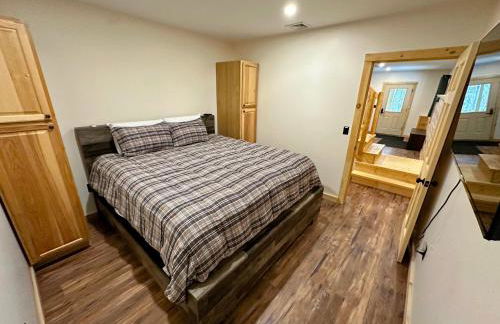 31R Brand new log home on quiet side street in Bethlehem, close to Main Street! 20 min to skiing - Foto 42