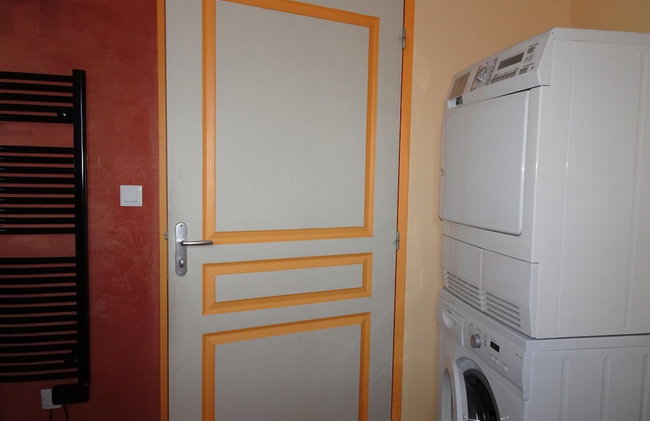 Holiday Home in Guerlesquin Near Lake - Foto 8