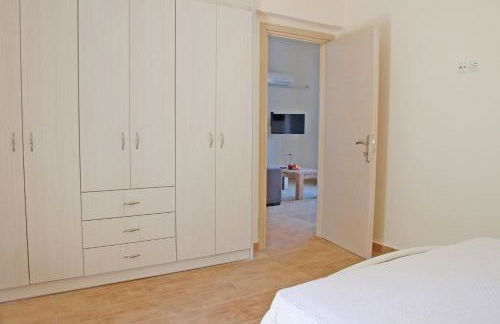 Xaradiotis House - A modern home away from home - Photo 25