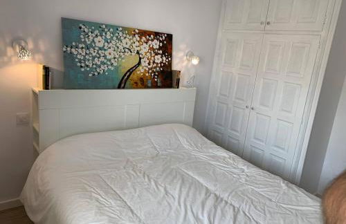 Charming & renovated apt stone throw to the sea - Foto 11