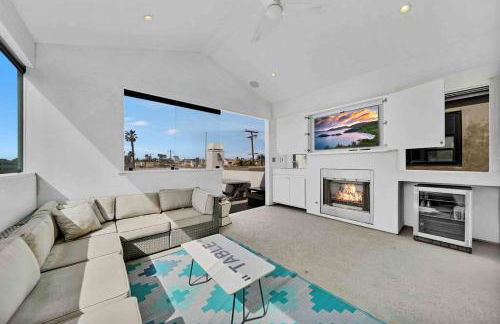 Coastal Paradise . Steps to the beach . Pool . Hot Tub - Foto 18