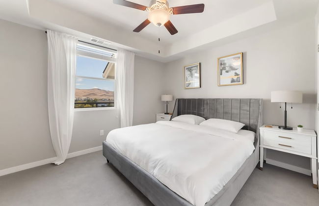 Chic Apt w Jacuzzi Pool BBQ Mountain Views - Foto 57