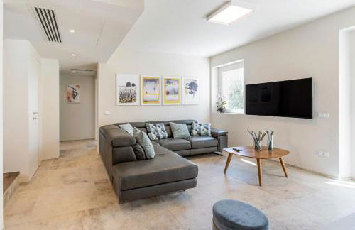 Villa Amore di Ada - Modern Design Villa - AirCo, Private Pool & Near The Beach - Foto 27