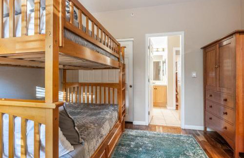 Mammoth Green #220 - Nearly Ski-In Ski-Out 3 Bedroom 2 Bath, Sleeps 8 - Photo 22