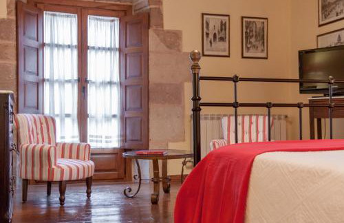 Casona De La Salceda - Photo 63