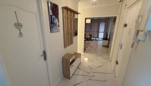 Bel Appartement spacieux T4 avec 2 Parkings privée Gratuit - Foto 3