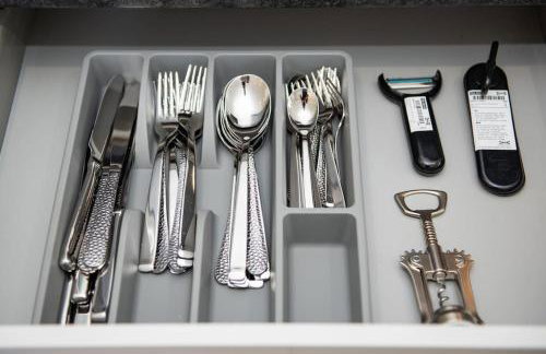 Orchid Lodge - Two Bed Generous Flat - Parking, Netflix, WIFI - Close to Blenheim Palace & Oxford - F4 - Photo 30