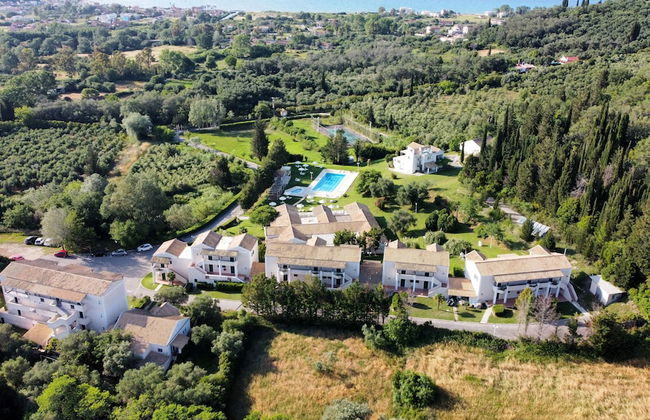 Rebecca's Village - Foto 31