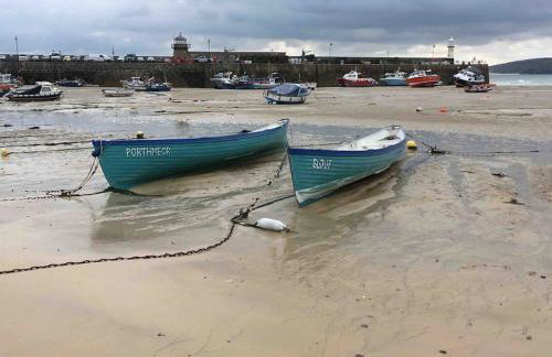 Stylish coastal retreat in St Ives with parking - Foto 22