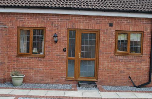 Oldcotes Cottages - Photo 3