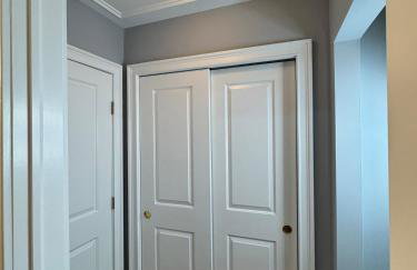 Cozy Room by Hofstra University - Photo 32