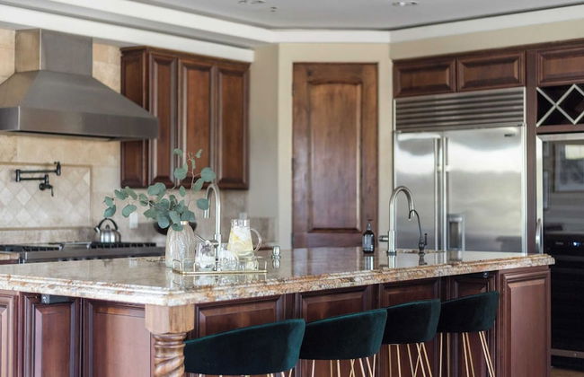 Sunbeam by Avantstay Elegant, Private Desert Home w/ Infinity Pool, Spa & View - Foto 14