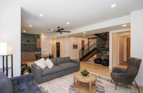 Luxury 4BR Mountain Retreat Near Sundance Resort - Foto 3