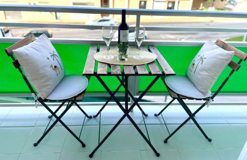 GATU Villa Sol, junto a la playa , piscina, 2 baños, aire cc, terraza, " Preferente mayores de 21 años y familias " - Foto 4