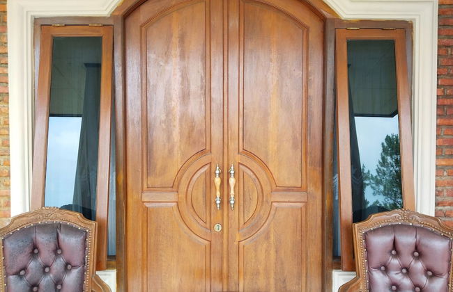 Villa Yustisia Curug 7 Cilember - Foto 61