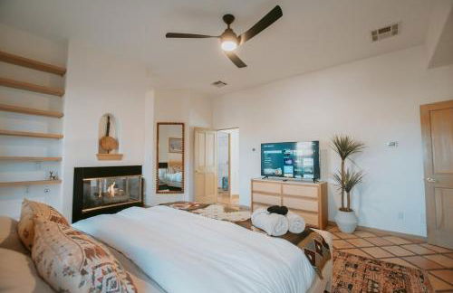 Buffalo Escape-Private Hot Tub in serene Corrales-Mountain View-Pet Friendly-No Pet Fee! - Foto 46
