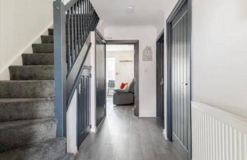 Marston 5 Bedroom Home With Parking Near HS2 & NEC & BHX - Foto 14